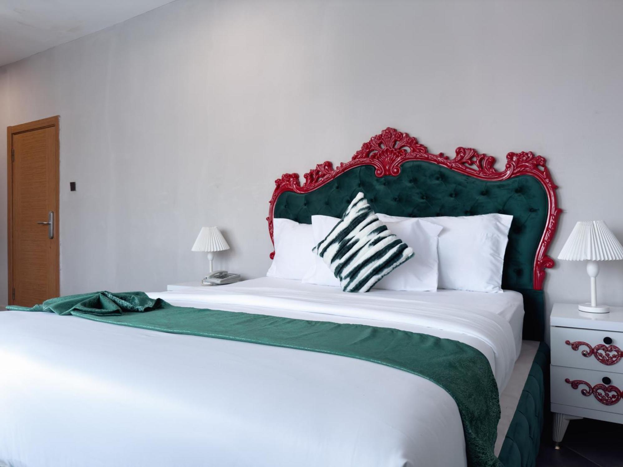Euro Homes Hotel อักกรา ภายนอก รูปภาพ