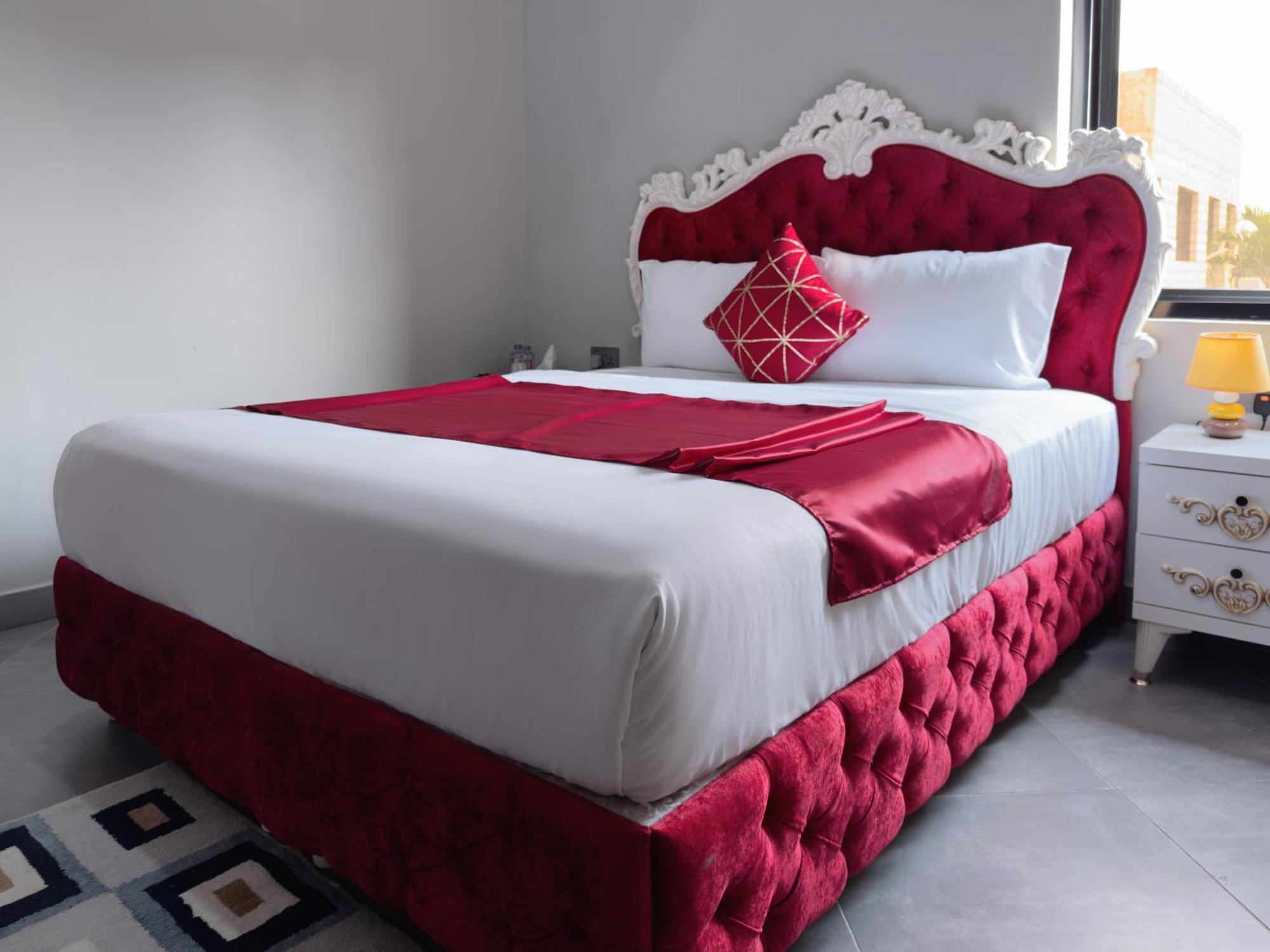 Euro Homes Hotel อักกรา ภายนอก รูปภาพ