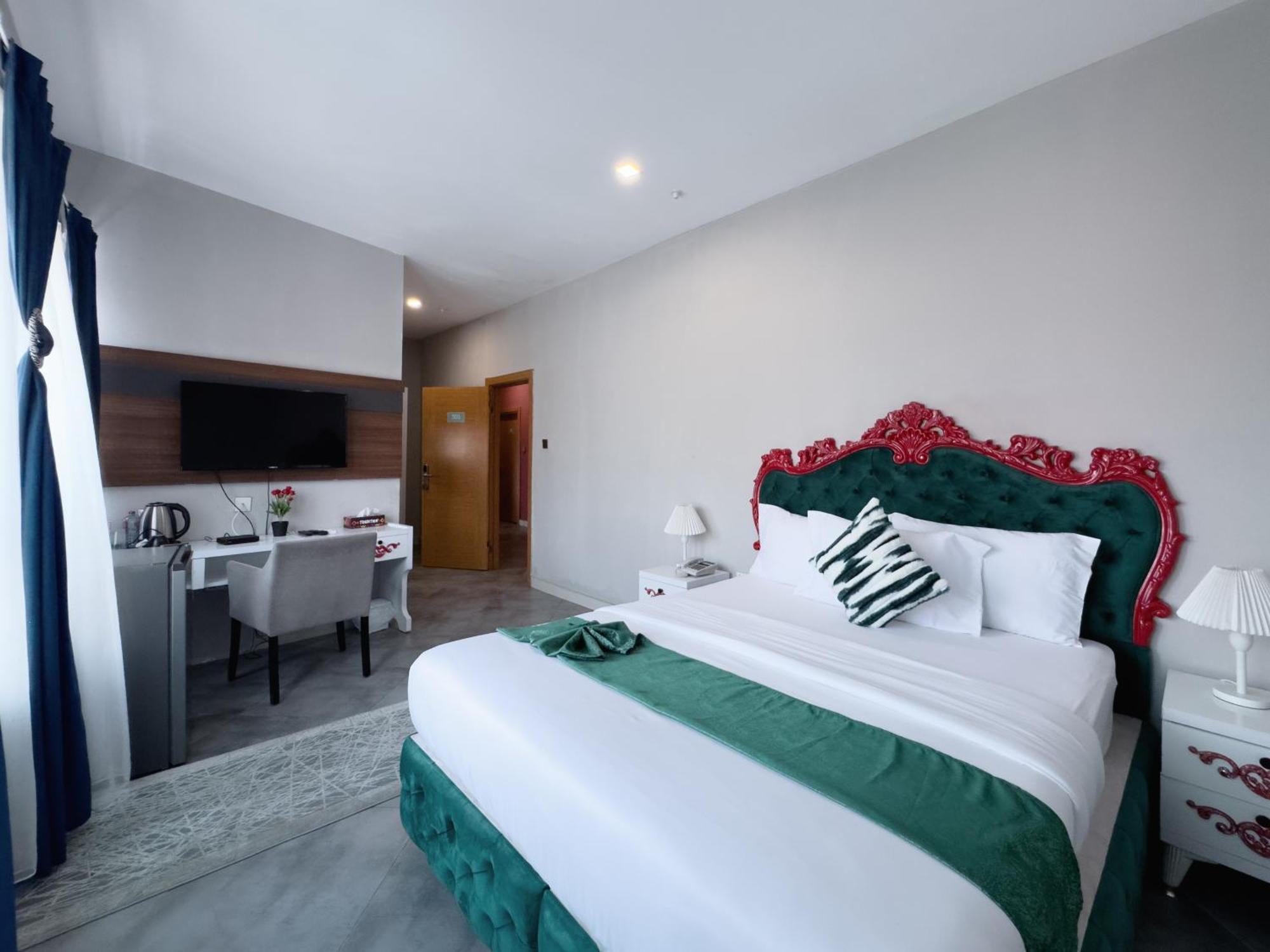 Euro Homes Hotel อักกรา ภายนอก รูปภาพ