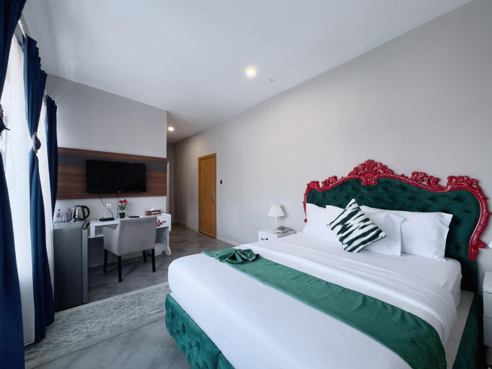 Euro Homes Hotel อักกรา ภายนอก รูปภาพ
