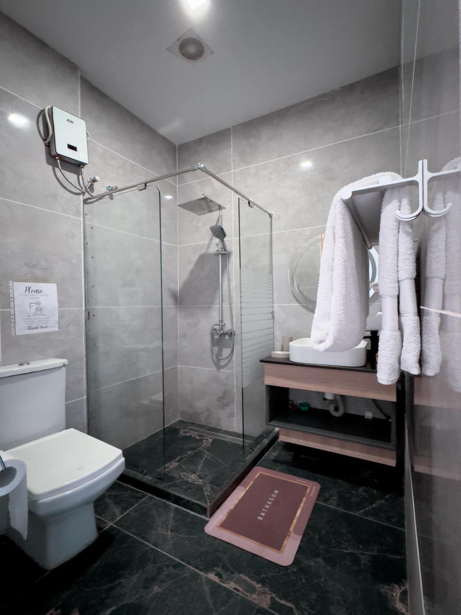 Euro Homes Hotel อักกรา ภายนอก รูปภาพ